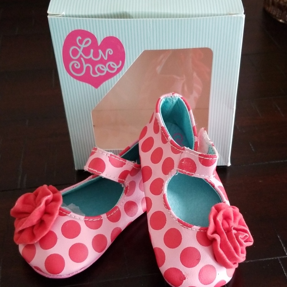 Luv Choo Rose Shoes size 4